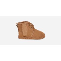 UGG® Neumel Stiefel für Babys in Brown, Größe 16, Veloursleder