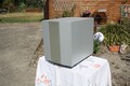 Teufel aktiver  Subwoofe Silber aus der L-Serie, groß und schwer