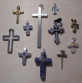 11 Stück Kreuze religiös verschiedene Designs,Größen,Material und Farben Nr.1655