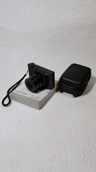 Sony Cyber Shot DSC-RX100 20,1MP Digitalkamera - Schwarz