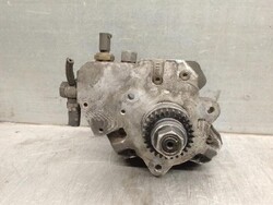 träger einspritzpumpe für SMART FORFOUR (454) 1.5 CDI A6400700601 rectp5295608