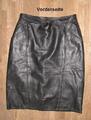 gut knielanger LEDERROCK / Rock in schwarz aus Glattleder ca. Gr. 44-46