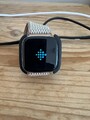 Fitbit Versa 2 Smartwatch Rosa Fitness Tracker Gebraucht