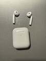 Apple AirPods 2. Generation Mit Wireless Charging (linker Hörer sehr Leise)