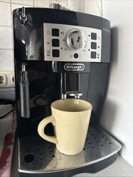 DeLonghi Magnifica S ECAM 22.110.B
