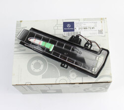 Mercedes-Benz Aussenspiegel Blinker Spiegelblinker Rechts A2129067301