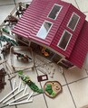 Schleich  Reiterhof mit Reiterin und Pferden Spielzeug (42344)