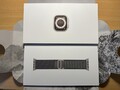 Apple Watch Ultra 49mm Titangehäuse mit Grün Alpine Loop Armband M