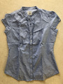 H&M L.O.G.G. Bluse ungtragn Kurzarm Gr.40 Chambray hellblau Henleykragen Rüschen