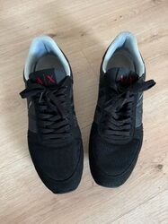 Armani Exchange Sneaker XUX017 (Größe 44, schwarz rot, sehr gut)