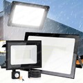 LED Strahler Außen Fluter 300W 200W 100W 50W 30W 10W Scheinwerfer IP66 DHL