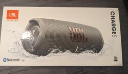 JBL Charge 5 Bluetooth-Lautsprecher in Schwarz – Wasserfeste, portable Boombox