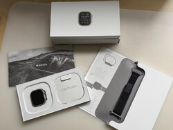 Apple Watch Ultra 2 49mm Titangehäuse mit Alpine Loop