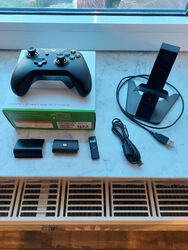 XBOX ONE Controller mit Wireless Adapter for Windows + Akkupack+ Ladestation