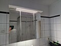 Spiegelschrank Badschrank mit LED-Beleuchtung, Weiß Matt