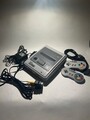 Nintendo Super Nintendo SNES Konsole mit 2 Controllern & Kabel – getestet