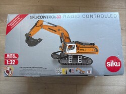SIKU, Funkgesteuerter Raupenbagger R980 SME LIEBHERR, 1/32, SIK6740