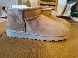 UGG Damenschuhe Größe 40 (9)