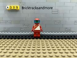 Lego® sp015 Futuron - Red Classic Space