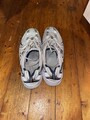 New Balance 530 Sneaker Laufschuhe, Größe 45, Weiß/Silber Metallic