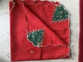 Weihnachtliche Tischdecke 80 x 80 rot mit Goldstickerei Tannenbaum