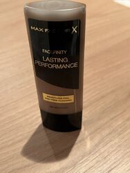 MAX FACTOR FACEFINITY Lasting Performance Foundation 130-Mahogany 35ml UVP 9,99€