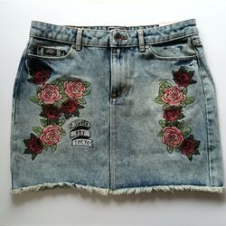 Superdry Jeans Denim Rock Tokyo Vintage Rosen Größe 26 NEU