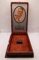 Antike Hohner Verpackung / Werbung Handgemachte gezapfte Holzschachtel um 1900 