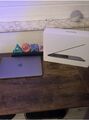 Apple MacBook Pro 13 Zoll (128GB SSD, Intel Core i5 8. Gen, 3,90GHz, 8GB) Laptop