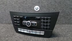 W1-7 * Mercedes W204 C-Klasse Comand Navi Radio CD-Player - NTG4.5 - A2049003509