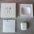 Apple AirPods 2. Generation mit Ladecase - Weiß