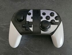 Nintendo Switch Pro Controller - Super Smash Bros Ultimate Edition - Grau/Weiß