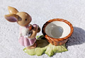 Villeroy Boch Bunny Family Hasenmädchen mit Pinsel Eierbecher
