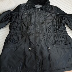 Damen Steppmantel -schwarz - Gr. 46/48