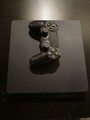 PS4 Slim in gutem Zustand.Konsole läuft einwandfrei, ohne OVP.Siehe Beschreibung