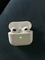 APPLE AirPods 4 Bluetooth Ohrhörer mit Mikrofon MXP63ZM/A weiß B-Ware