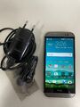 HTC ONE M8 Smartphone Top Zustand! in grau