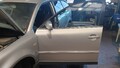 TÜR Vorne Links VW Passat Variant 1.8 5V Turbo 3BG/3BL/3BS Farbe Reflexsilber (