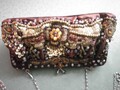 Abendtasche Clutch reich bestickt, makellos 2 Schulterketten Halbedelsteine Glas