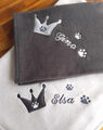 Hundedecke Welpendecke Katzendecke personalisiert mit Namen und Krone