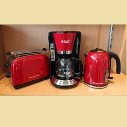 Russell Hobbs Colours Plus+ Flame Red Kaffeemaschine/ Toaster/ Wasserkocher 1,7L