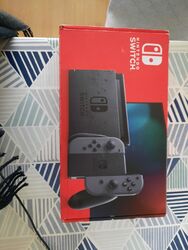 Nintendo Switch HAC-001(-01) Joy-Controller Bundle 32GB Handheld-Spielekonsole -