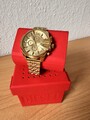 Diesel Mega Chief 51mm Goldes Edelstahlgehäuse mit Goldem Edelstahlarmband...