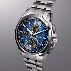 CITIZEN ATTESA AT8040-57L Titanium Eco-Drive Radio Solar Watch Blue Dial 41,5mm