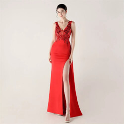 Kleid Rot Zeremonie Lang Modell Sirene Mit V-Ausschnitt Und Stickerei CF53574