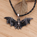 Fledermaus Anhänger Schwarz Gothik Stil Lederhalsband Vampir Bat Charm Edelstahl