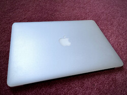 Apple MacBook Air 13 Zoll (128GB SSD, Intel Core i5, 1,60GHz, 8 GB) Laptop