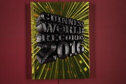 287490 GUINNESS WORLD RECORDS 2016 Guinness World Records Limited HC