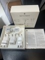 Apple World Travel Adapter Kit im nagelneuen Zustand