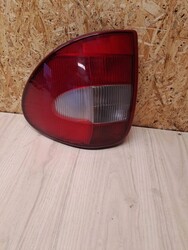 Chrysler Voyager 2001 Rückleuchte Heckleuchte 04857307 JLT19829